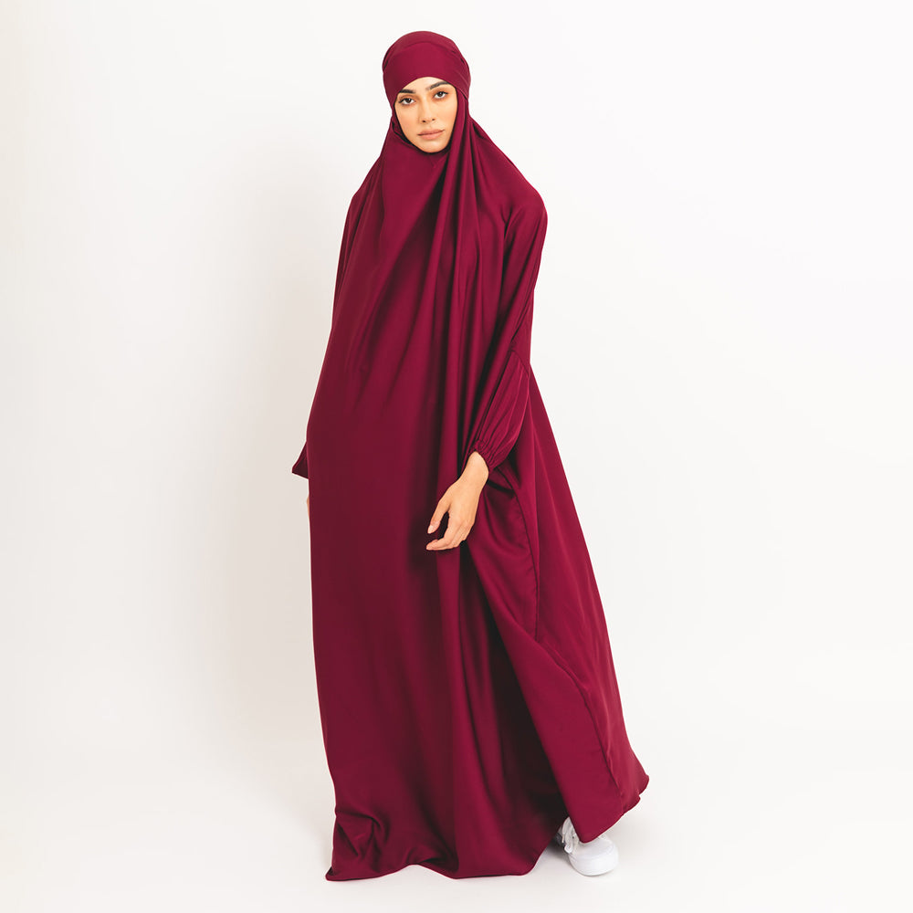 Khimar aux baies avec poignets élastiques et attache sécurisée au dos