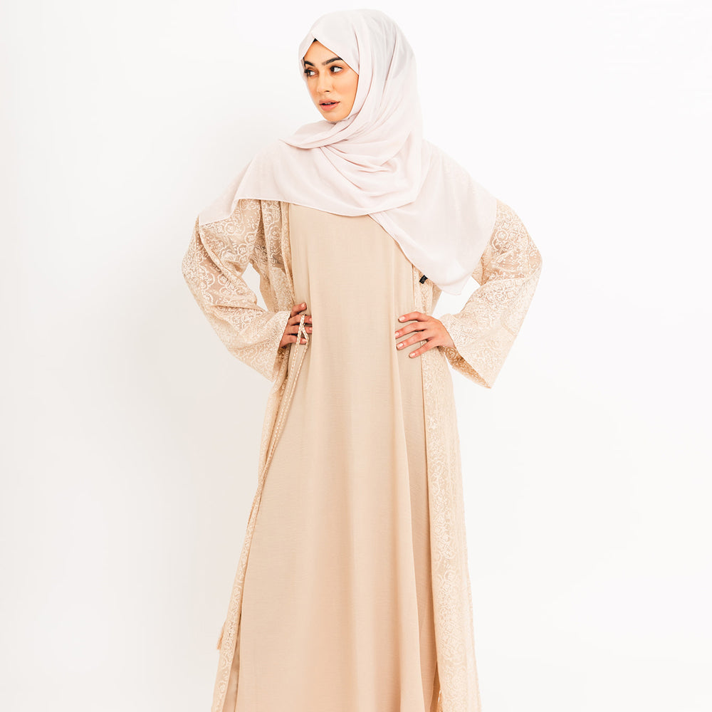 Abaya ouverte en dentelle crème